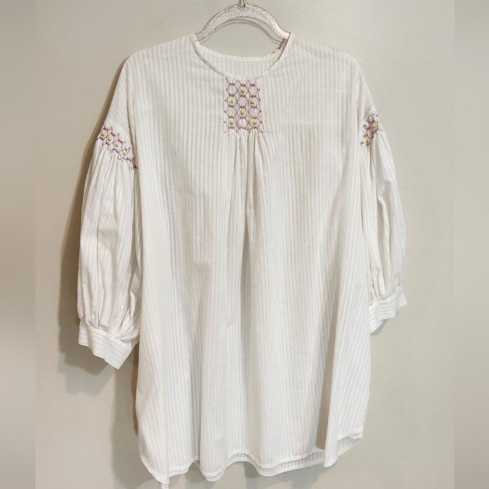 Vintage Handmade Embroidered Ruched Detail White Blouse